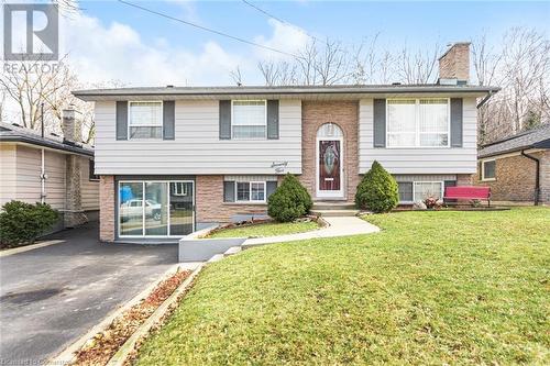 75 Hanover Place, Hamilton, ON - Outdoor With Facade