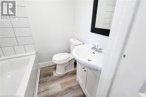 197 Queenston Street, St. Catharines, ON - Indoor Photo Showing Bathroom