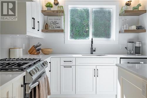 2748 Prince William Street, Jordan Station, ON - Indoor Photo Showing Kitchen