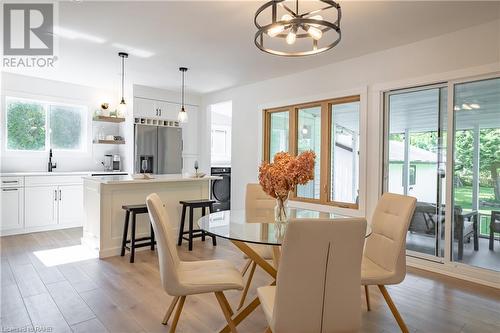 2748 Prince William Street, Jordan Station, ON - Indoor Photo Showing Dining Room