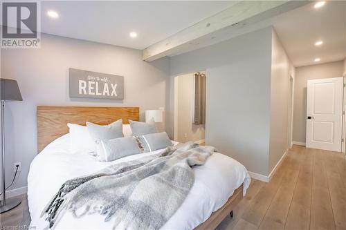 2748 Prince William Street, Jordan Station, ON - Indoor Photo Showing Bedroom