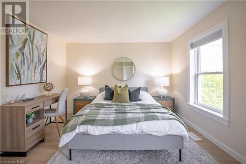 2748 Prince William Street, Jordan Station, ON - Indoor Photo Showing Bedroom