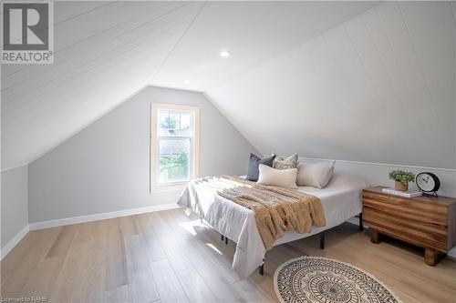 2748 Prince William Street, Jordan Station, ON - Indoor Photo Showing Bedroom