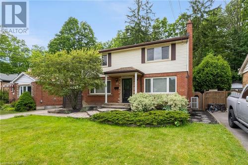 46 Kemp Drive, Dundas, ON - Outdoor