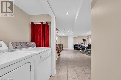 161 Oak Avenue, Hamilton, ON - Indoor Photo Showing Laundry Room