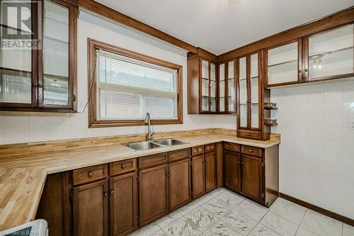 44 Currie Street, St. Catharines, ON - Indoor Photo Showing Kitchen With Double Sink