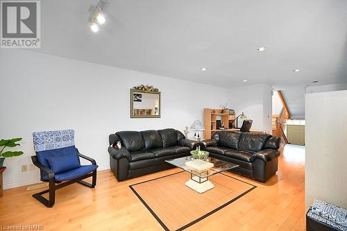 543 John Street N, Hamilton, ON - Indoor Photo Showing Living Room