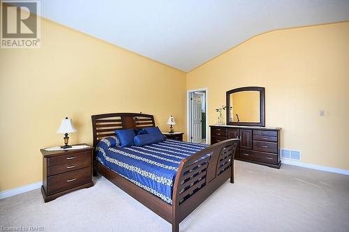 543 John Street N, Hamilton, ON - Indoor Photo Showing Bedroom