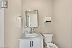 Private washroom - 