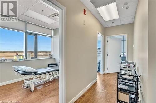 3075 Hospital Gate Unit# 424, Oakville, ON 