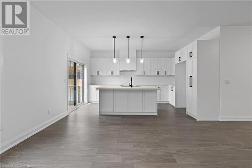 9 Santa Barbara Lane, Georgetown, ON - Indoor Photo Showing Kitchen