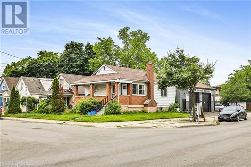 62 East 33Rd Street, Hamilton, ON - Outdoor With Facade