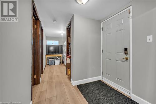 Walk Up Separate Entrance - 486 Winniett Street, Caledonia, ON - Indoor Photo Showing Other Room