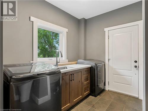 2210 Highway 54, Caledonia, ON - Indoor Photo Showing Laundry Room