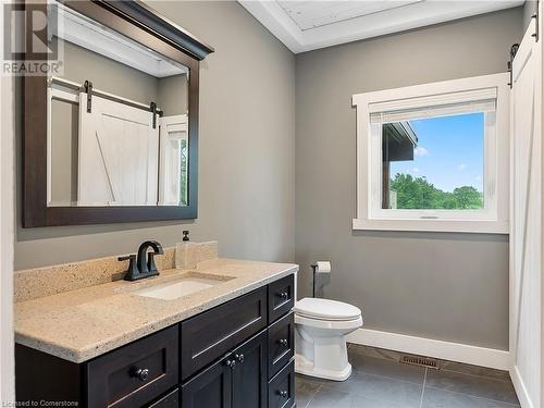 2210 Highway 54, Caledonia, ON - Indoor Photo Showing Bathroom