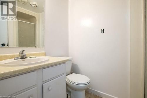 40 Mcdougall Drive, Thorold, ON - Indoor Photo Showing Bathroom