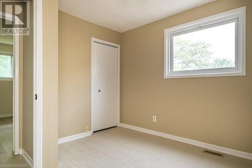 40 Mcdougall Drive, Thorold, ON - Indoor Photo Showing Other Room