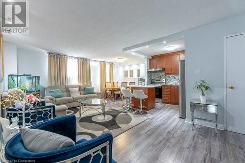 1950 Kennedy Road Unit# 912, Scarborough, ON - Indoor Photo Showing Living Room