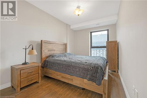 112 King Street E Unit# 1006, Hamilton, ON - Indoor Photo Showing Bedroom