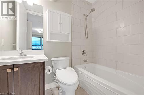 112 King Street E Unit# 1006, Hamilton, ON - Indoor Photo Showing Bathroom