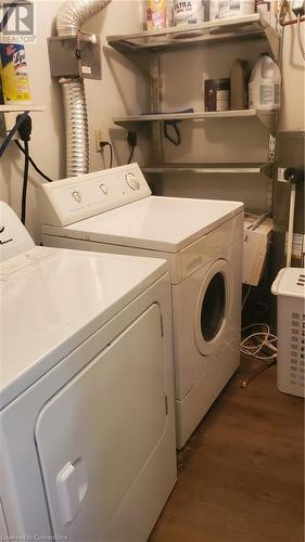 1042 Falgarwood Drive Unit# 105, Oakville, ON - Indoor Photo Showing Laundry Room