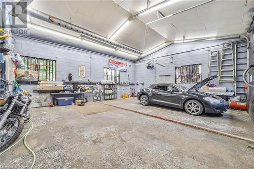 62 East 33Rd Street, Hamilton, ON - Indoor Photo Showing Garage