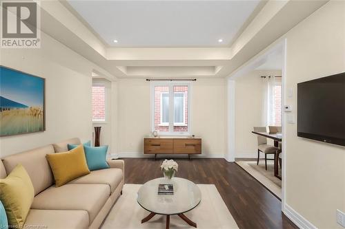 9538 Tallgrass Avenue, Niagara Falls, ON - Indoor Photo Showing Living Room