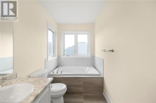 9538 Tallgrass Avenue, Niagara Falls, ON - Indoor Photo Showing Bathroom