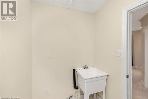 9538 Tallgrass Avenue, Niagara Falls, ON - Indoor Photo Showing Other Room