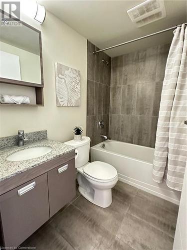 257 Hemlock Street Unit# 420, Waterloo, ON - Indoor Photo Showing Bathroom