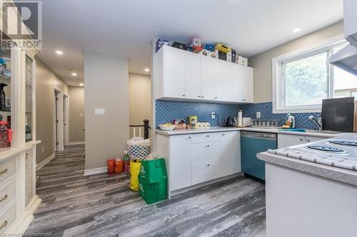 19 George Street, Richmond Hill, ON - Indoor Photo Showing Kitchen