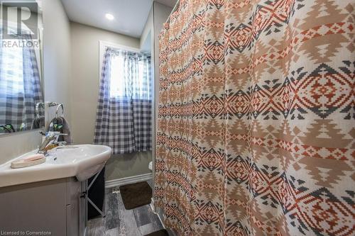 19 George Street, Richmond Hill, ON - Indoor Photo Showing Bathroom