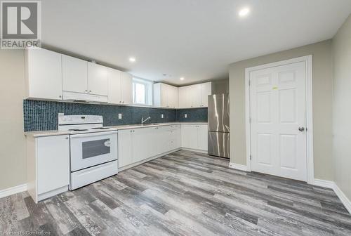 19 George Street, Richmond Hill, ON - Indoor Photo Showing Kitchen