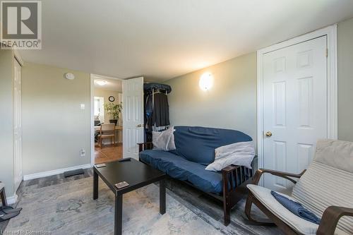 19 George Street, Richmond Hill, ON - Indoor Photo Showing Living Room