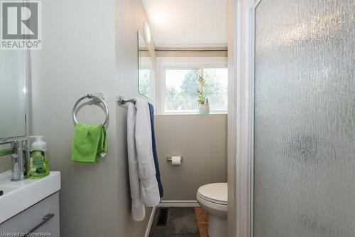 19 George Street, Richmond Hill, ON - Indoor Photo Showing Bathroom