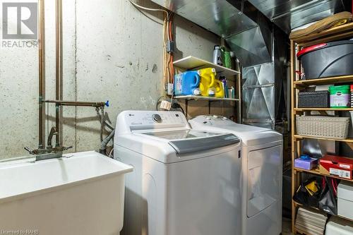 6399 Spinnaker Circle Unit# 39, Mississauga, ON - Indoor Photo Showing Laundry Room