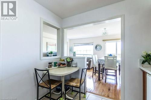 6399 Spinnaker Circle Unit# 39, Mississauga, ON - Indoor Photo Showing Dining Room