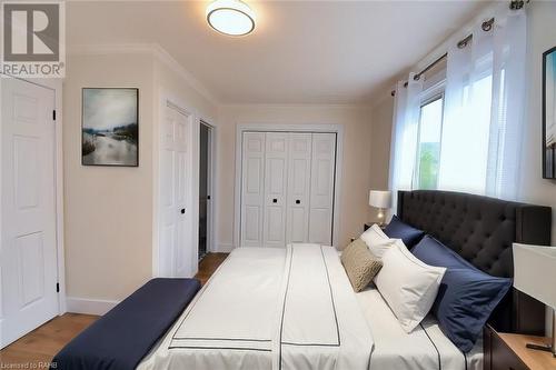 130 Livingston Avenue Unit# 29, Grimsby, ON - Indoor Photo Showing Bedroom