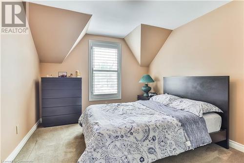 345 Freelton Road, Hamilton, ON - Indoor Photo Showing Bedroom