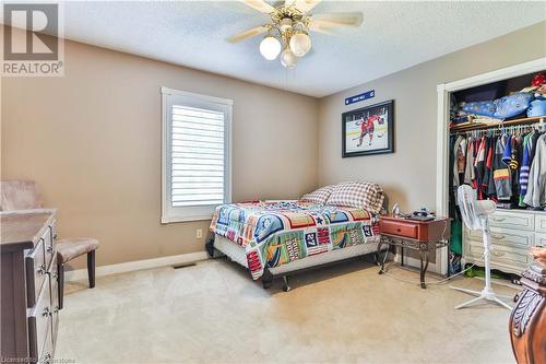 345 Freelton Road, Hamilton, ON - Indoor Photo Showing Bedroom