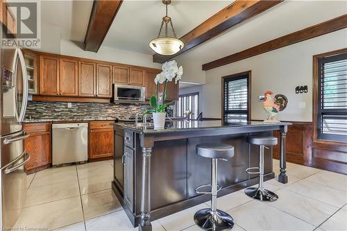 345 Freelton Road, Hamilton, ON - Indoor Photo Showing Kitchen With Upgraded Kitchen