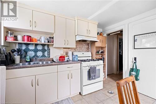 264 Burgar Street, Welland, ON - Indoor Photo Showing Kitchen With Double Sink