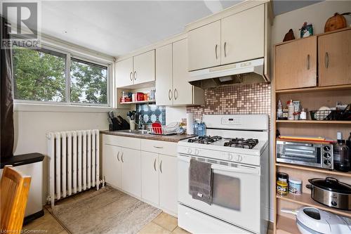 264 Burgar Street, Welland, ON - Indoor Photo Showing Kitchen