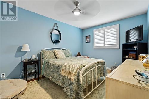 8371 Ares Court, Niagara Falls, ON - Indoor Photo Showing Bedroom