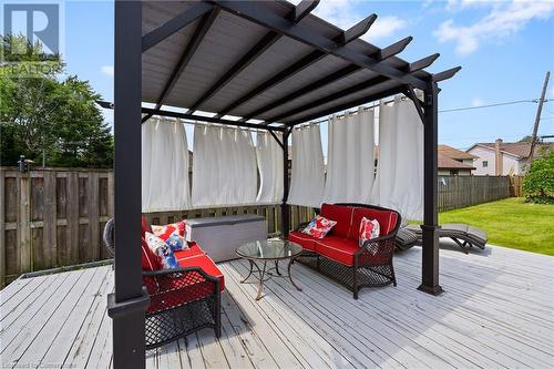 8371 Ares Court, Niagara Falls, ON - Outdoor With Deck Patio Veranda With Exterior