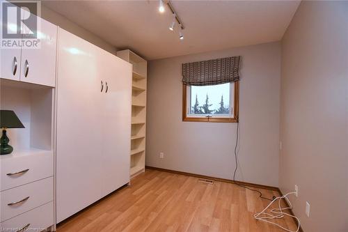 14 Ingrid Court, Hamilton, ON - Indoor Photo Showing Other Room