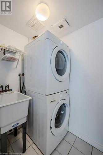 67 Caroline Street S Unit# 302, Hamilton, ON - Indoor Photo Showing Laundry Room