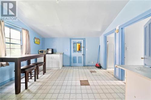 122 Florence Street, Hamilton, ON - Indoor Photo Showing Dining Room