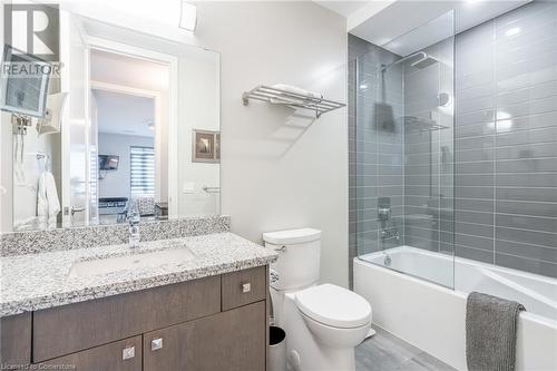 112 King Street E Unit# Ph 3, Hamilton, ON - Indoor Photo Showing Bathroom