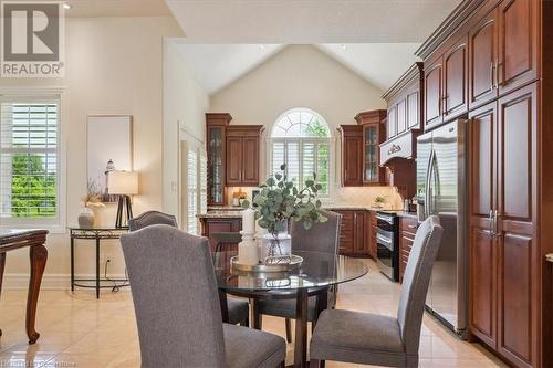 9893 Dickenson Road W, Hamilton, ON - Indoor Photo Showing Dining Room